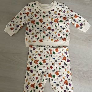 Disney Halloween Pajamas 6-9months (NEW)